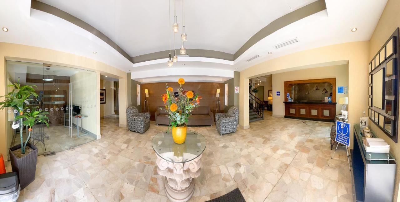 Hotel Fenix Los Mochis Bagian luar foto